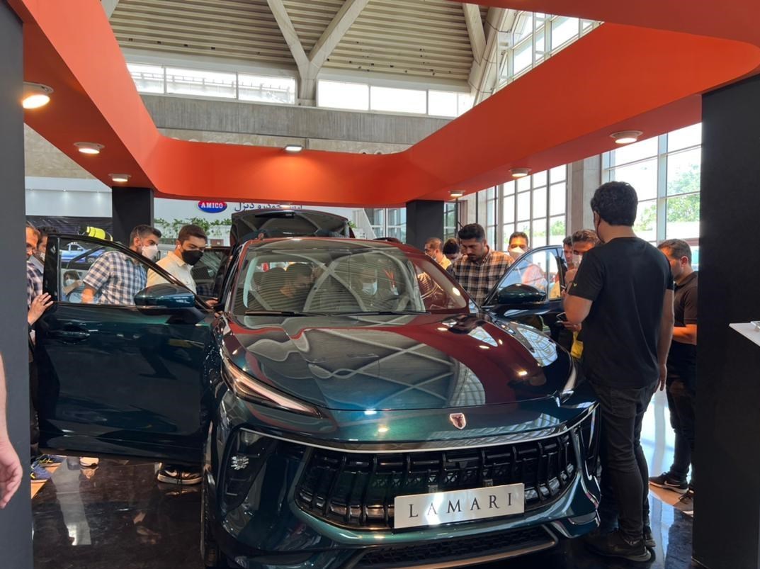 تیتر تامل برانگیز خبرگزاری تسنیم برای نمایشگاه خودرو تهران : اینجا نمایشگاه خودرو ایران است یا چین